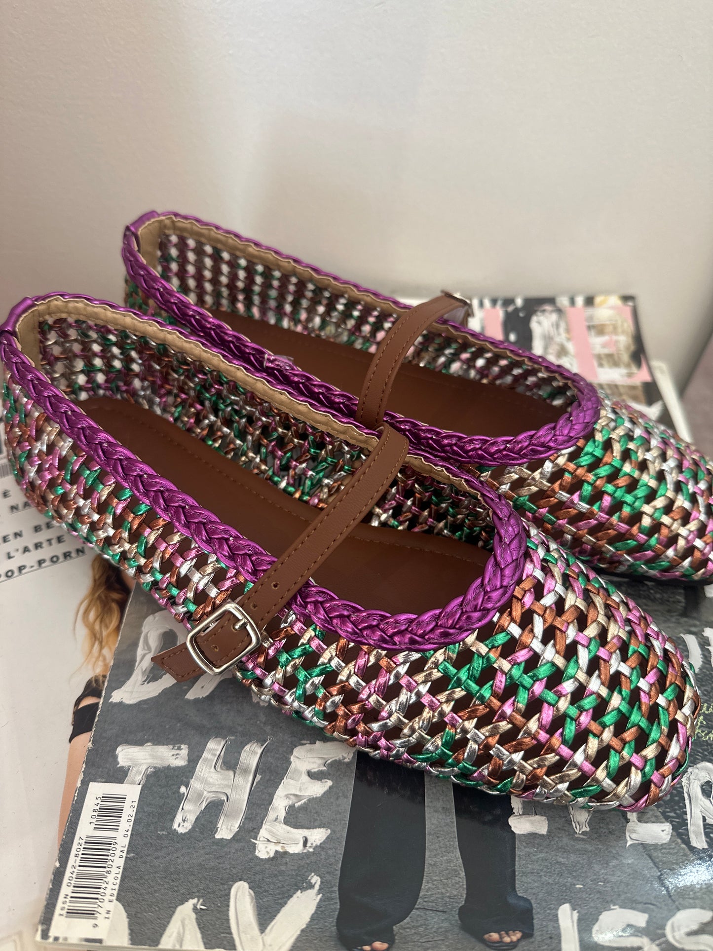 Ballerina intrecciata