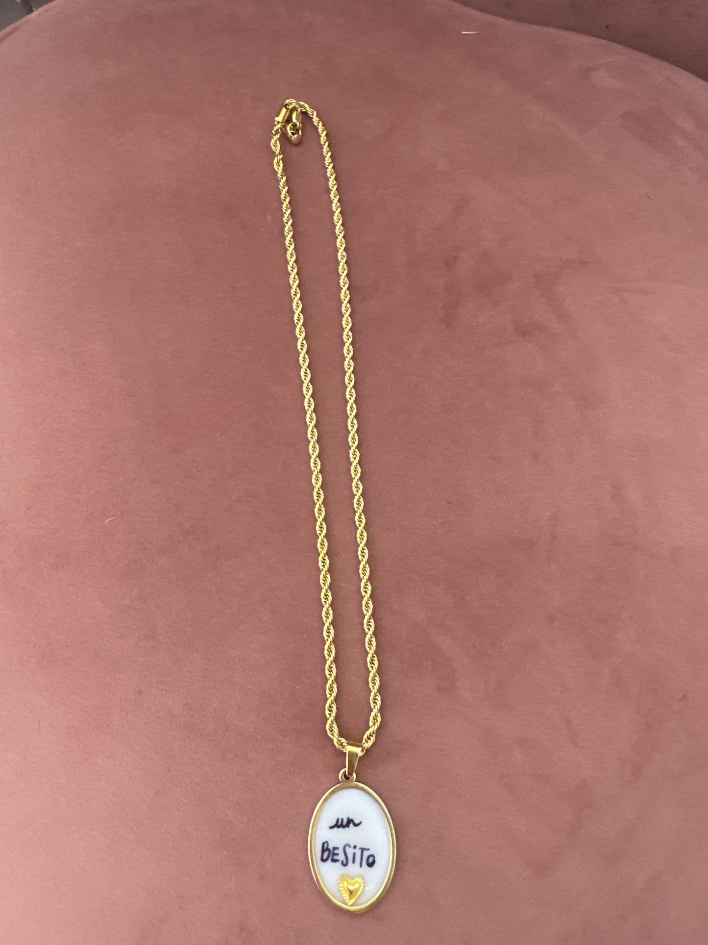 Collana medaglietta