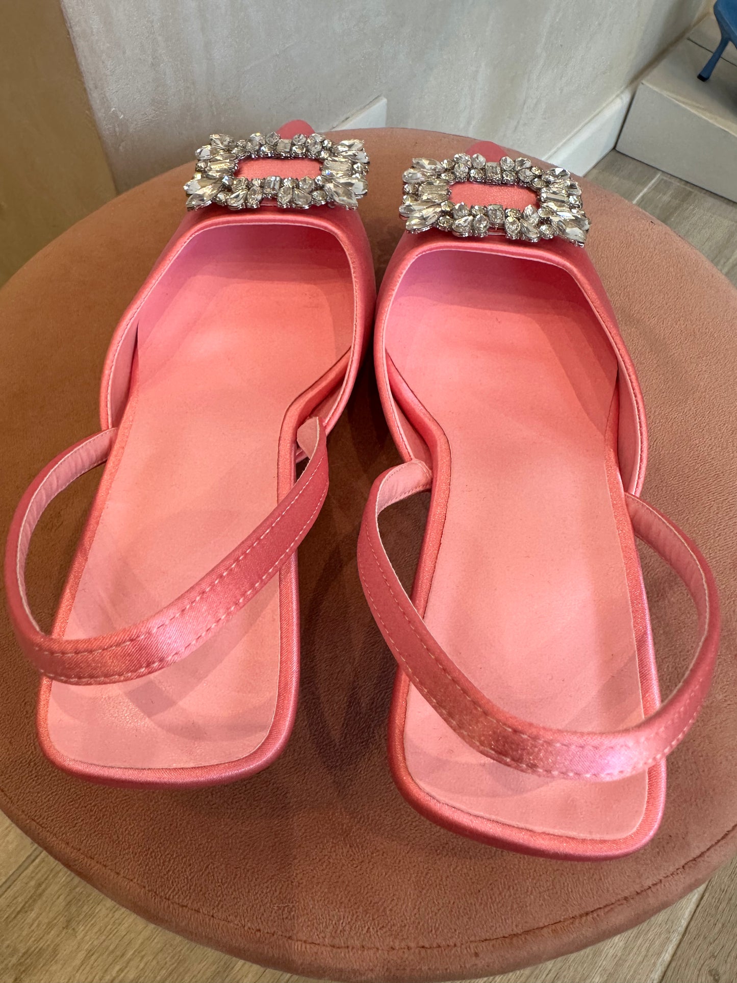 Decoltè rosa in Raso