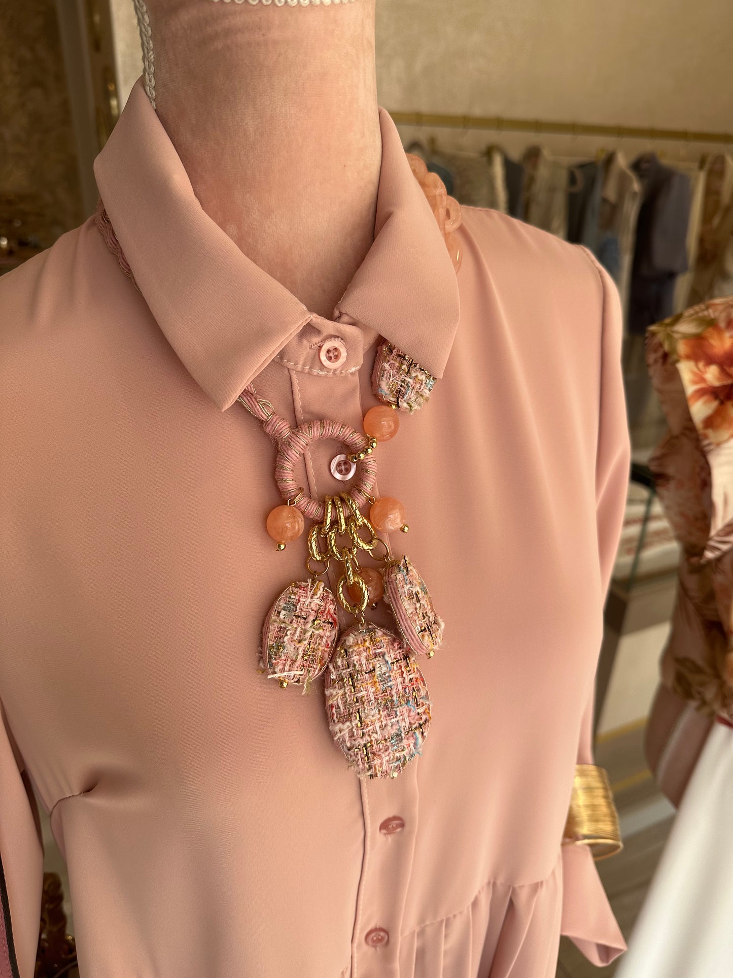 Collana tessuto