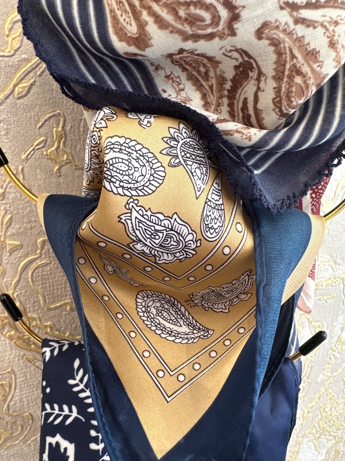 Foulard fantasia in saten