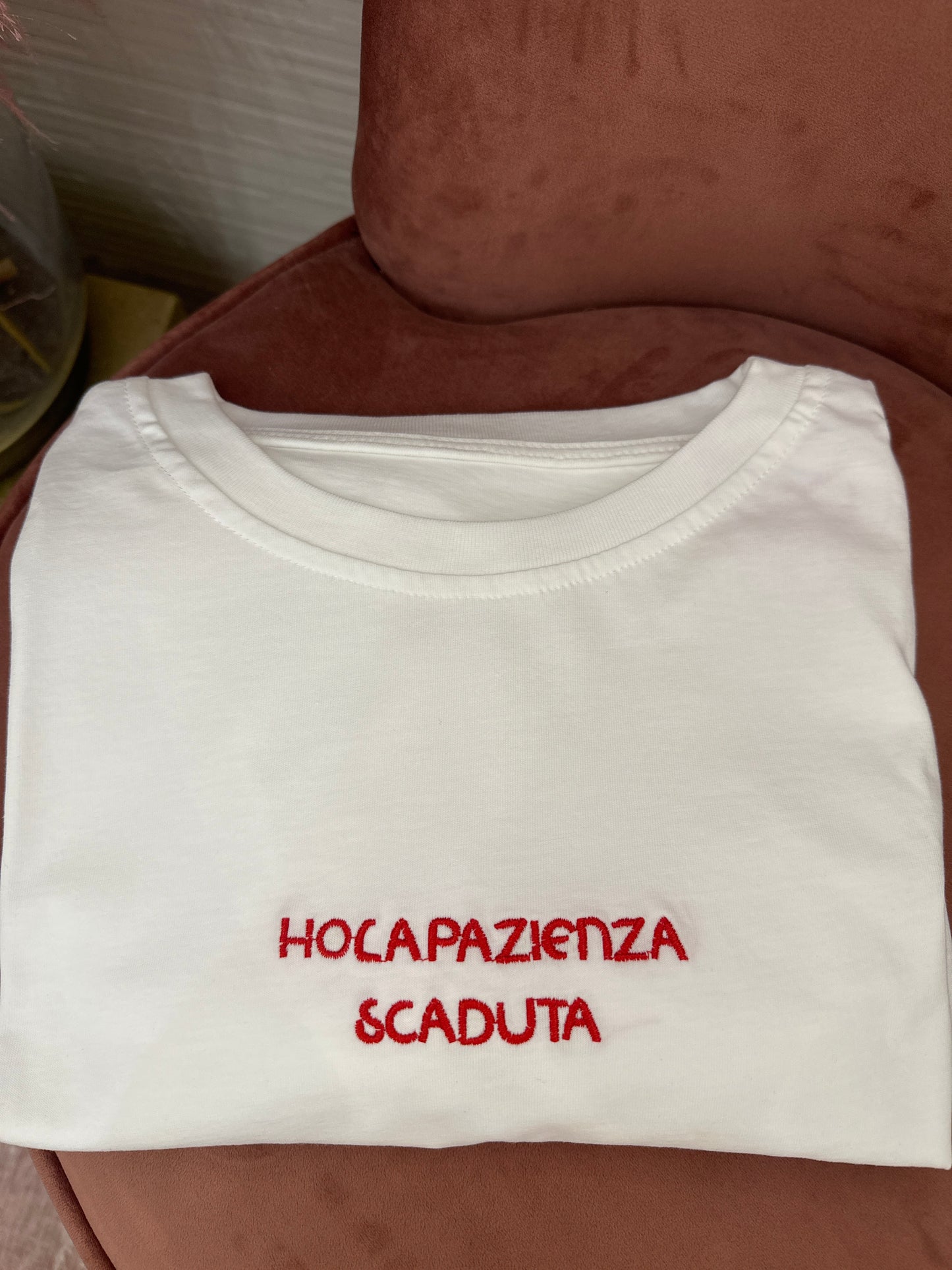 Tshirt scritta Ricamata