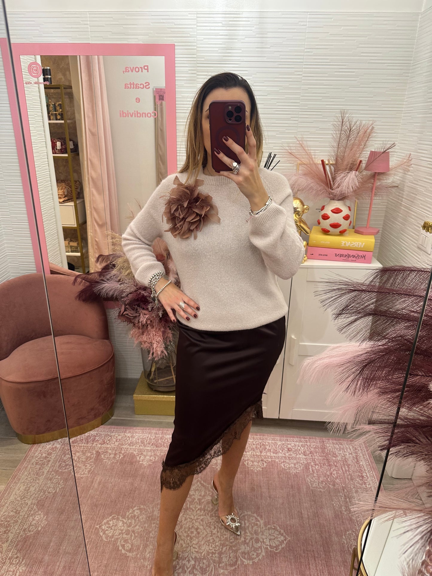 Gonna saten asimmetrica