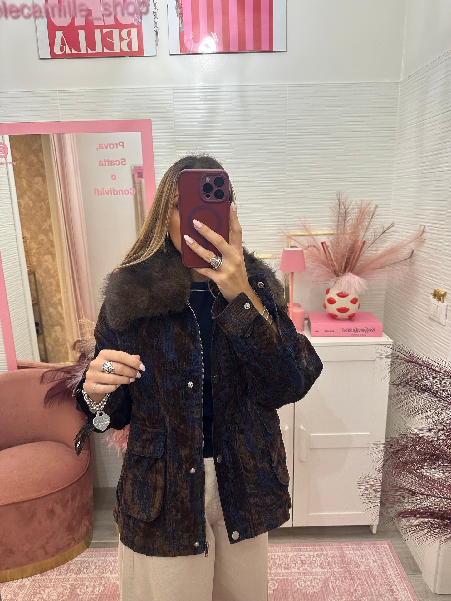 Bomber con collo di ecopelliccia