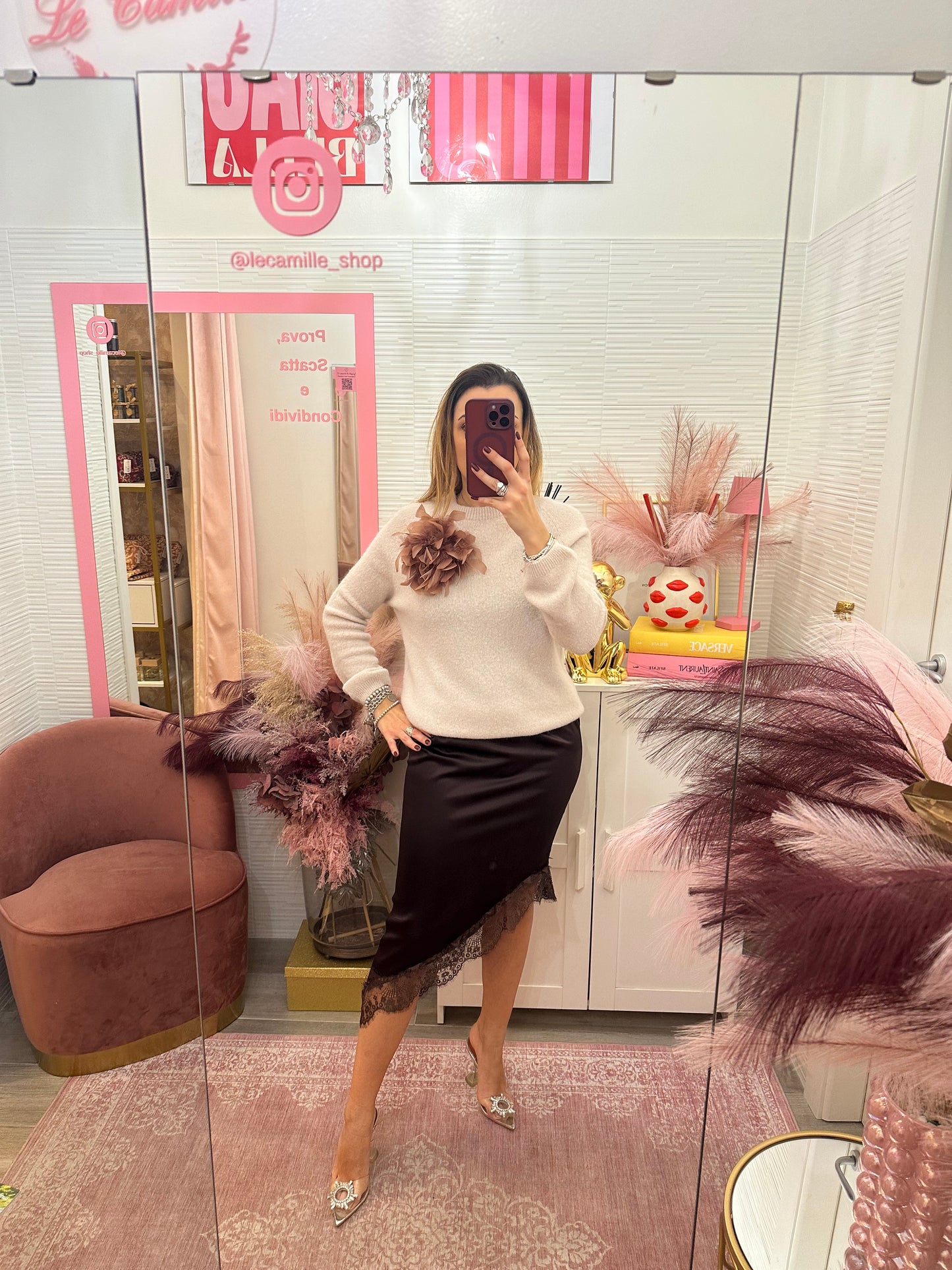 Gonna saten asimmetrica