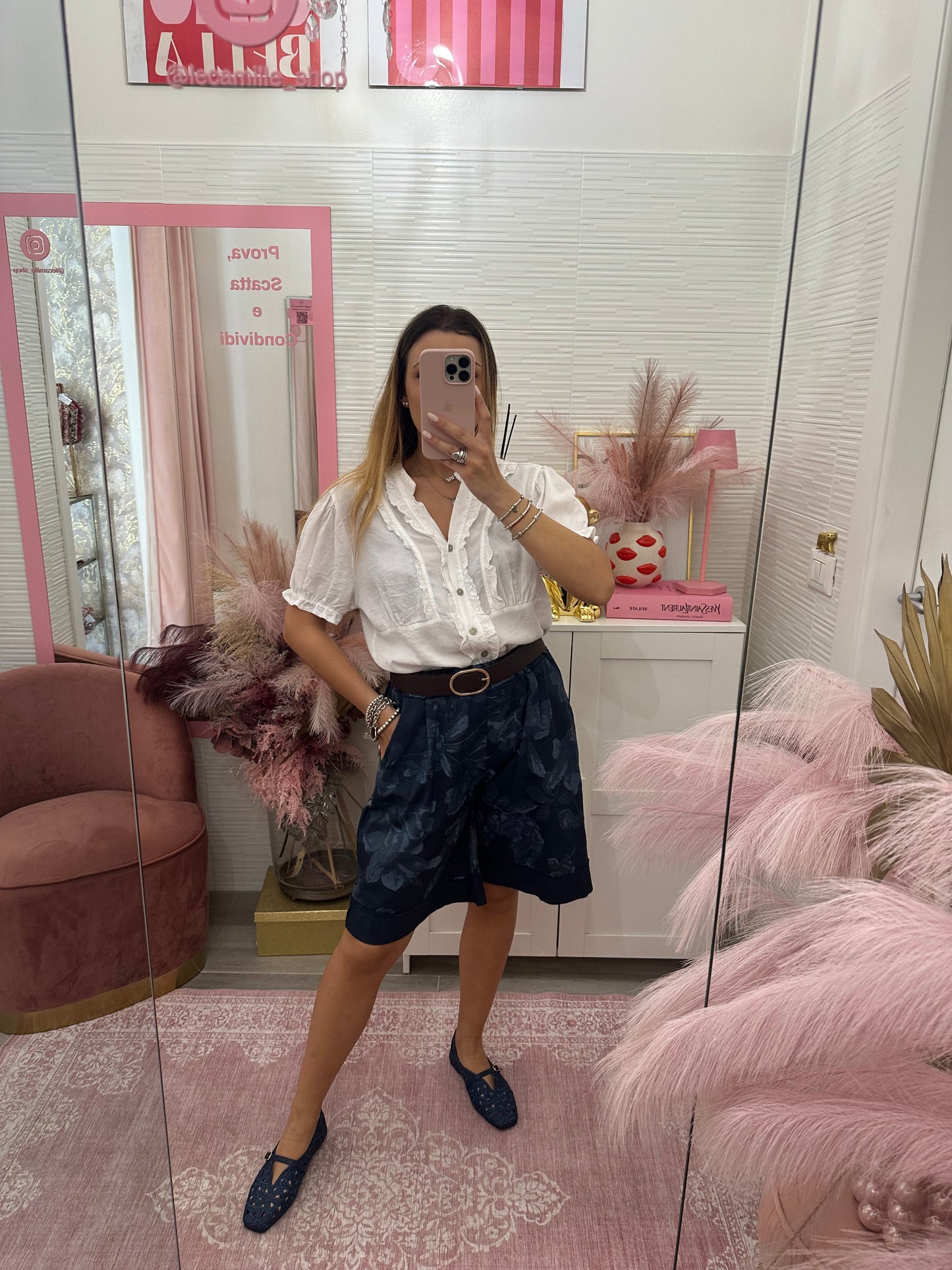 Camicia mezza manica ricami