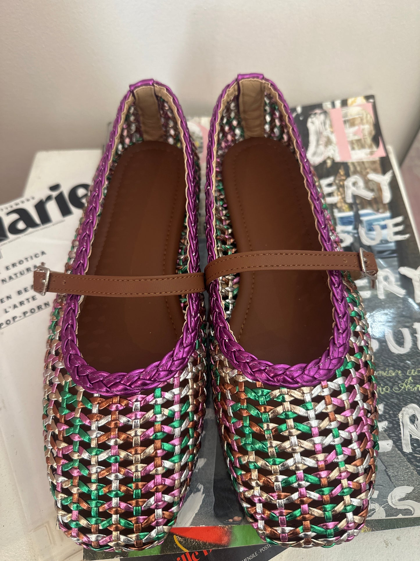 Ballerina intrecciata